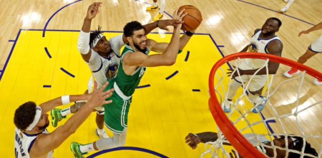 必发-【观察】两分比三分还铁！绿军感受勇士版铜墙铁壁